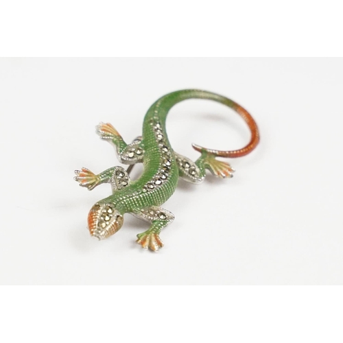 260 - Vintage green and red lizard brooch