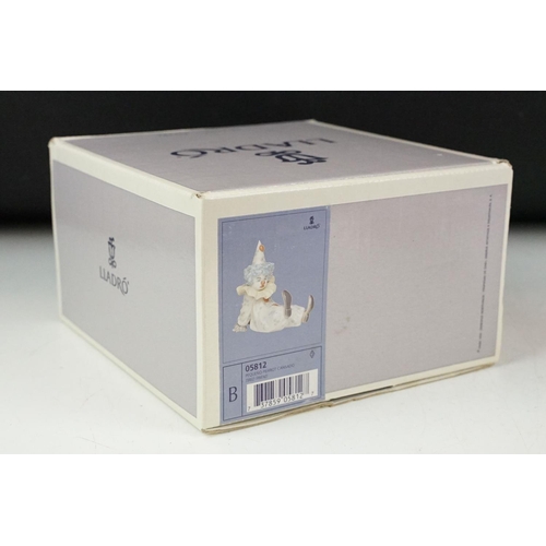 48 - Boxed Lladro ' Pequeno Pierrot Cansado / Tired Friend ' porcelain figure, no. 05812