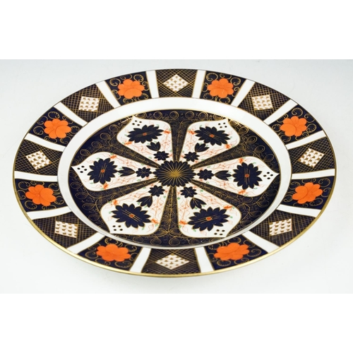 59 - Royal Crown Derby Imari pattern charger, pattern 1128, approx 35.5cm diameter