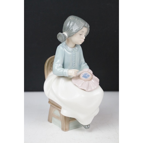 61 - Group of six Lladro & Nao porcelain figurines to include Lladro 4505 Girl with Lamb, Lladro 5007 Bas... 