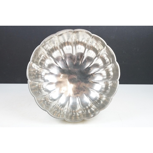 161 - Polished pewter centrepiece bowl designed by famous Italian interior designer Giovanni Parini (1939-... 