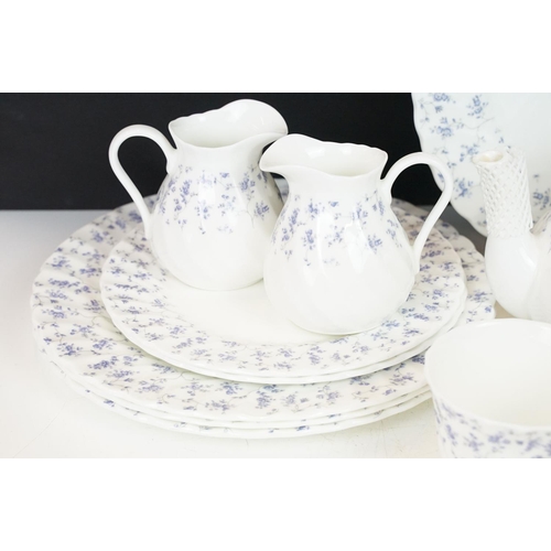 63 - Wedgwood 'Windrush' pattern tea set to include teapot, cups & saucers, tea plates, sugar bowl, milk ... 