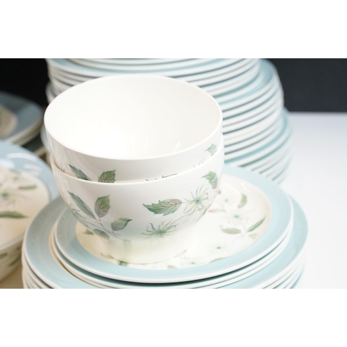 66 - Wedgwood 'Penshurst' pattern dinner service to include dinner plates, lunch plates, tureens, side pl... 