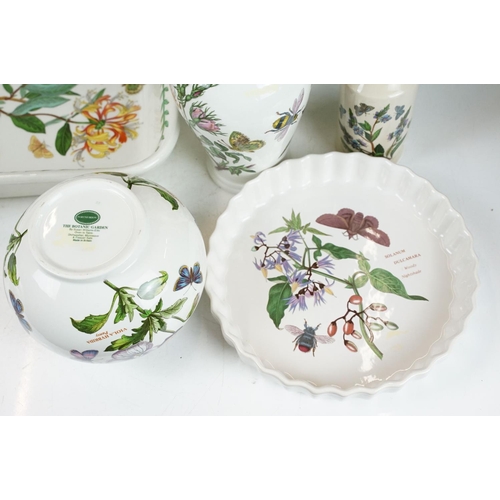 76 - Collection of Portmeirion ceramics to include The Botanic Garden, Pomona & Summer Strawberries, feat... 