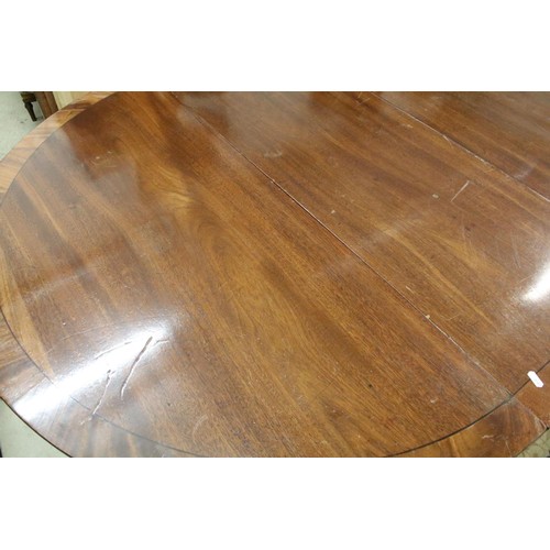 699 - Mahogany D-end dining table with three loose leaves, 71cm high x 257cm long x 124cm deep