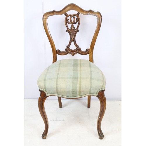 762 - Set of four Victorian mahogany chairs with carved backs on cabriole legs, 86cm high x 46cm wide x 43... 