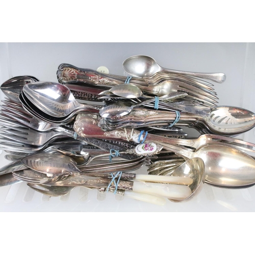 444 - Collection of silver plated flatware, featuring mother of pearl handled and kings pattern examples