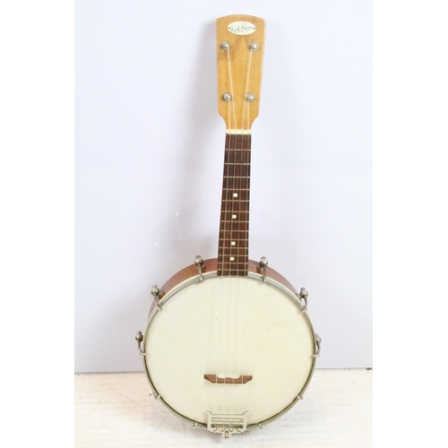 445 - 20th century Dick Barrie banjolele, cased