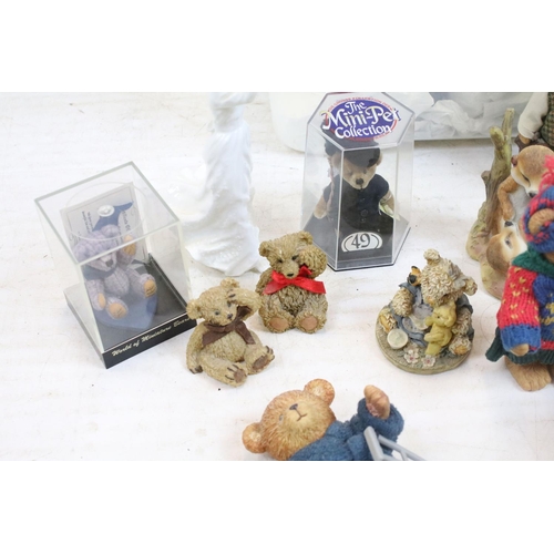 453 - Collection of miniature teddy bears & teddy bear ornaments (featuring Gilde Handwerk, Bauer & Russ),... 