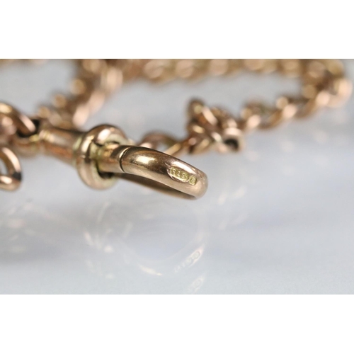 19 - Early 20th Century 9ct gold curb link watch chain having a T bar, dog lead clasp, and spring ring. E... 