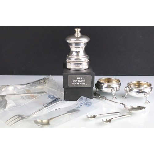 363 - Collection of silver to include a silver pepper mill (hallmarked London 1991), a pair of Victorian s... 