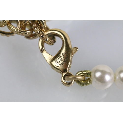 40 - Chanel - simulated pearl CC necklace having gold tone double C's set with pearls with a signed lobst... 