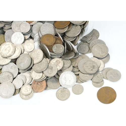 22 - A large collection of British pre decimal coins to include pennies, half pennies, sixpences, threepe... 