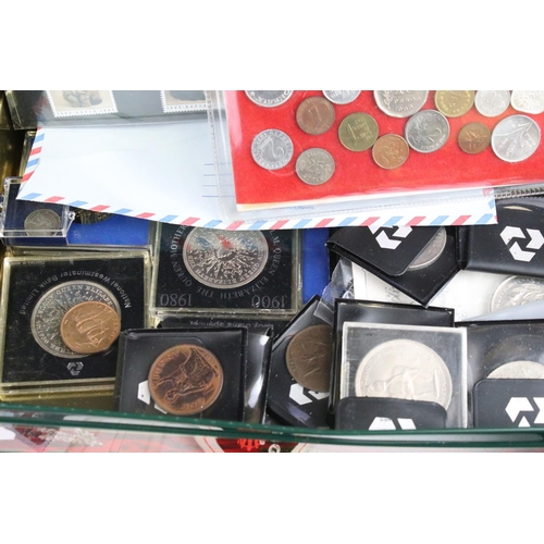 71 - A collection of British commemorative crown coins together with a collection of British pre decimal ... 