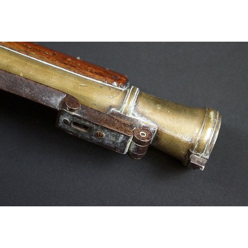 341 - A FLINTLOCK COACHING BLUNDERBUSS by Mewis & Co, with 14 1/2