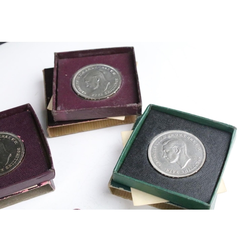 116 - A collection of British commemorative crown coins to include silver examples.