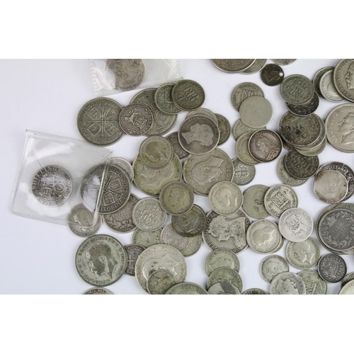 121 - A collection of British pre decimal pre 1947 and pre 1920 silver coins to include a good selection o... 