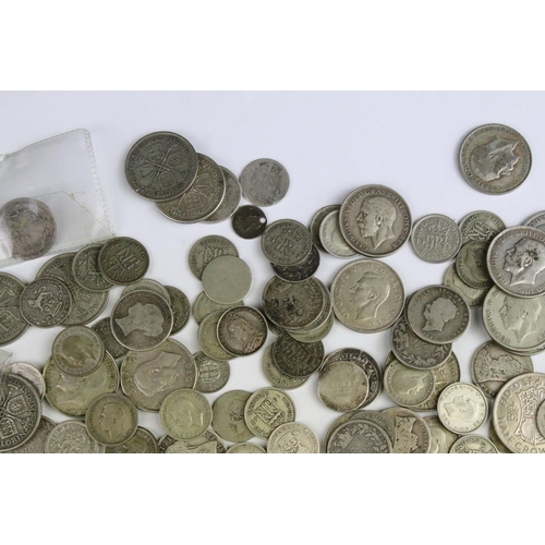 121 - A collection of British pre decimal pre 1947 and pre 1920 silver coins to include a good selection o... 