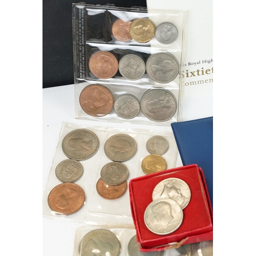 82 - A collection of mainly British circulated and uncirculated coins to include Victorian silver example... 