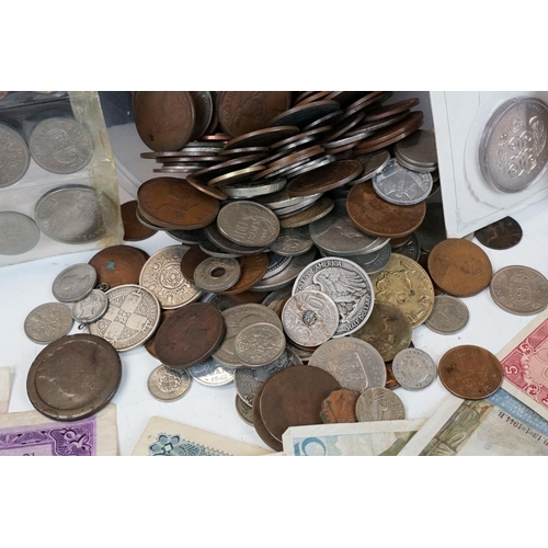 87 - A small collection of British pre decimal and world coins to include silver examples together with a... 