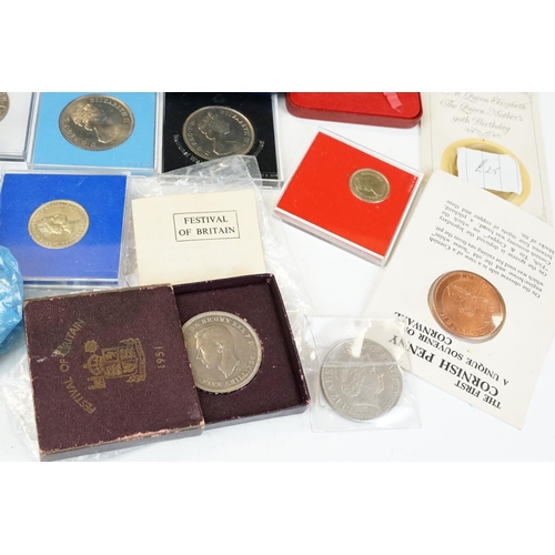 10 - A collection of British coins to include some pre decimal silver and collectable decimal 50p and £2 ... 