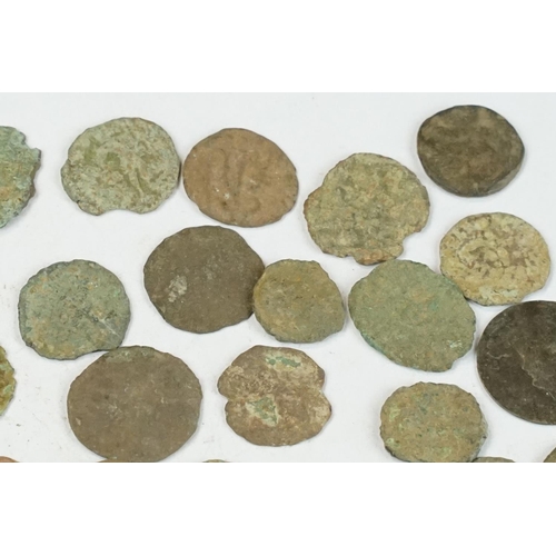 16 - A small collection of early Roman coins