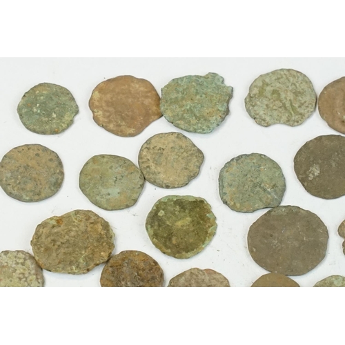 16 - A small collection of early Roman coins