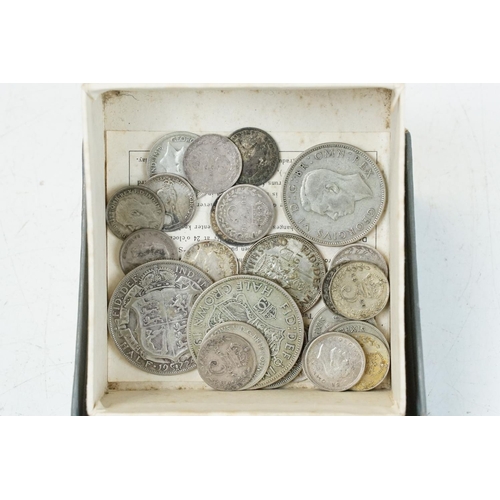 2 - A collection of mainly British pre decimal circulated coins to include Queen Victorian and some silv... 