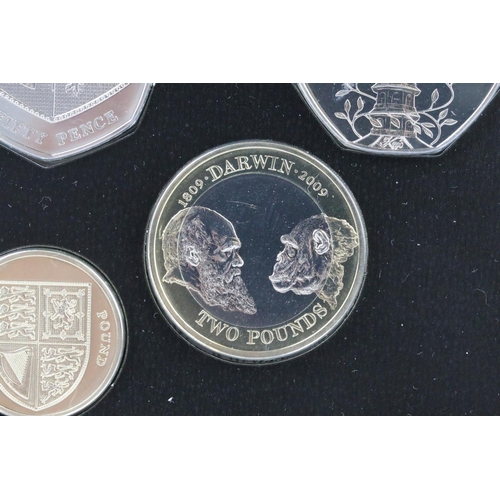 26 - A British Royal Mint brilliant uncirculated 2009 coin set to include the Kew Gardens 50p coin.