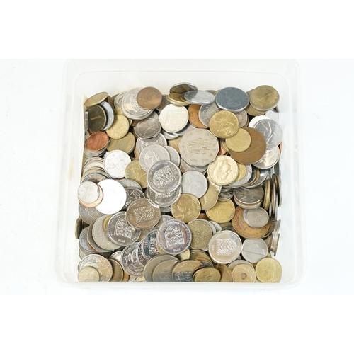 5 - A collection of mainly world circulated coins together with some British uncirculated examples.