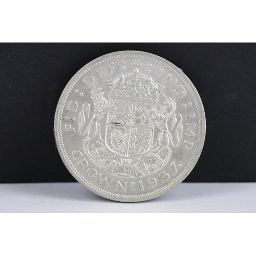 50 - A British King George V 1928 silver Wreath Crown coin.