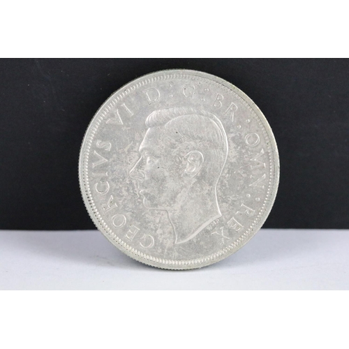 50 - A British King George V 1928 silver Wreath Crown coin.