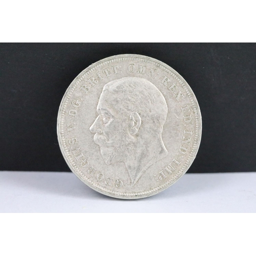 50 - A British King George V 1928 silver Wreath Crown coin.