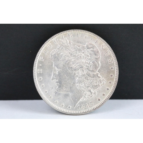 62 - A United States of America 1887 silver Morgan Dollar.