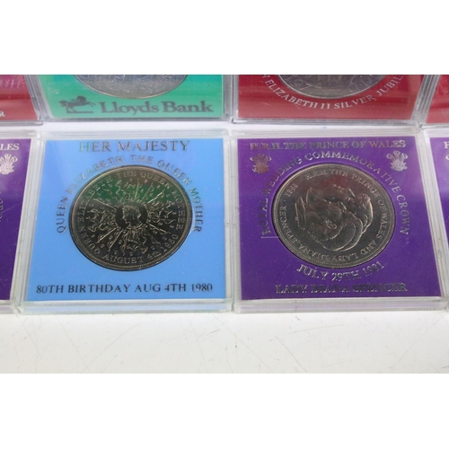 68 - A small collection of British uncirculated commemorative crowns together with a selection of pre dec... 