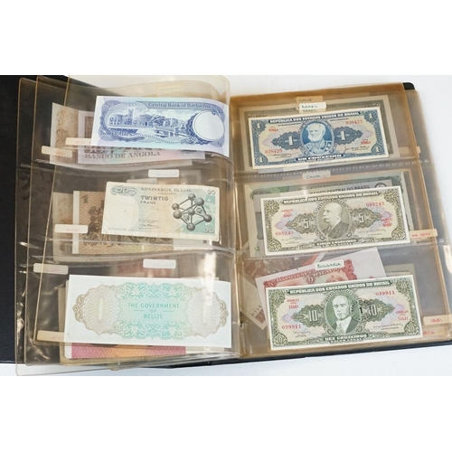 7 - A large collection of British, Commonwealth and World banknotes contained within a collectors folder... 