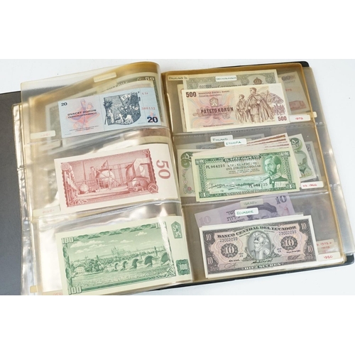 7 - A large collection of British, Commonwealth and World banknotes contained within a collectors folder... 