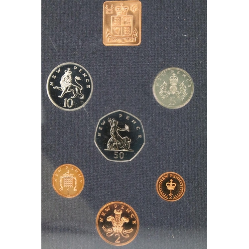 80 - A collection of eleven Royal Mint uncirculated coin year sets to include 1974, 1975, 1977, 1973, 197... 