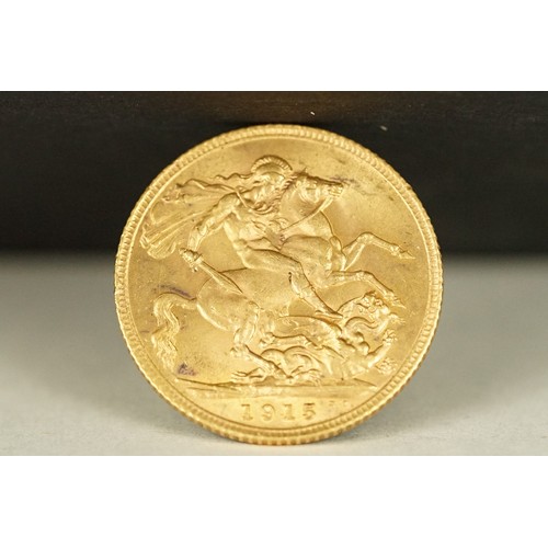 223 - A British King George V 1915 gold full sovereign coin.