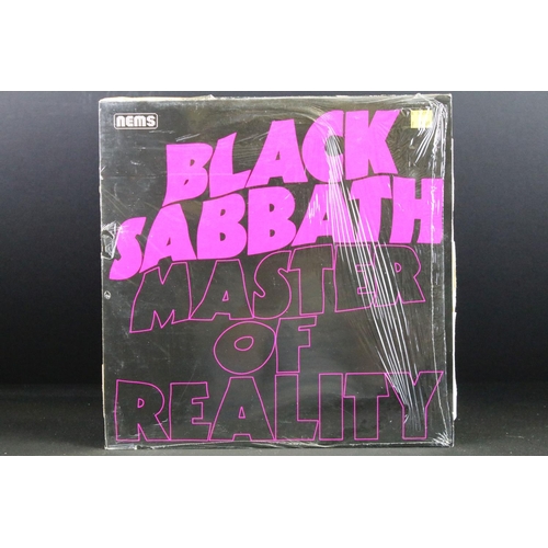 115 - Vinyl - 11 Black Sabbath LPs spanning their career to include Vol 4, Master Of Reality, Paranoid, Sa... 