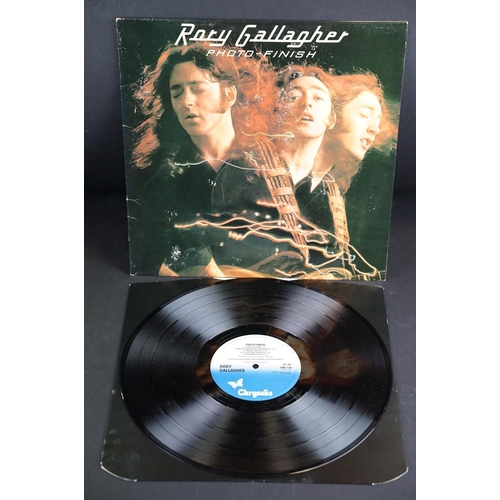 104 - Vinyl - 13 Rory Gallagher / Taste LPs spanning their career, at least vg overall