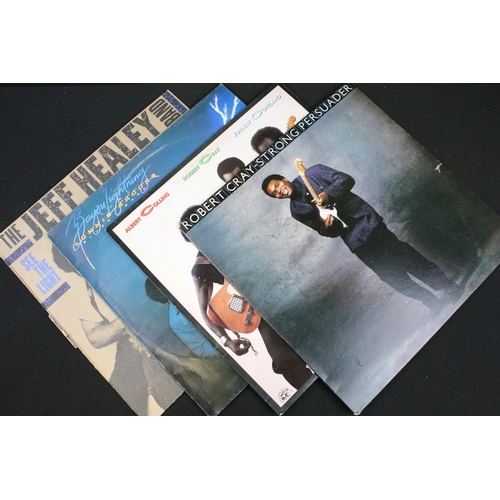 142 - Vinyl - 18 Blues LPs to include Muddy Waters x 2, John Lee Hooker x 5 (one with no sleeve), BB King,... 