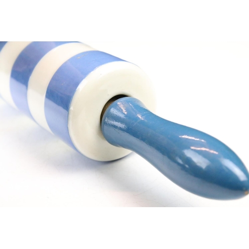 70 - T.G. Green Blue and White Cornishware Rolling Pin, green T.G. Green & Co Ltd mark to end, 47cm long