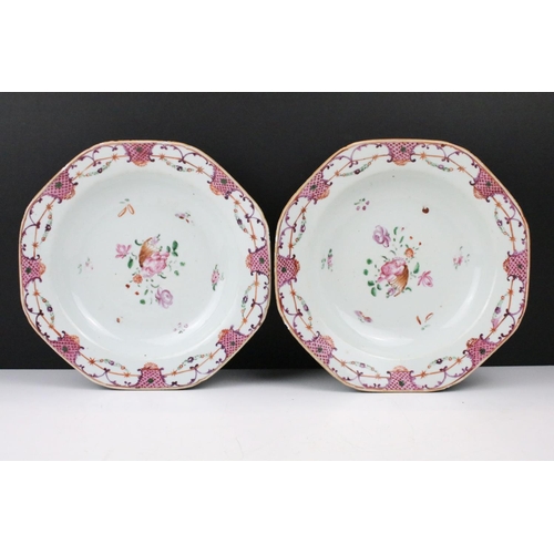 71 - Pair of early 19th century porcelain plates in the manner of Samson, with hand painted floral detail... 