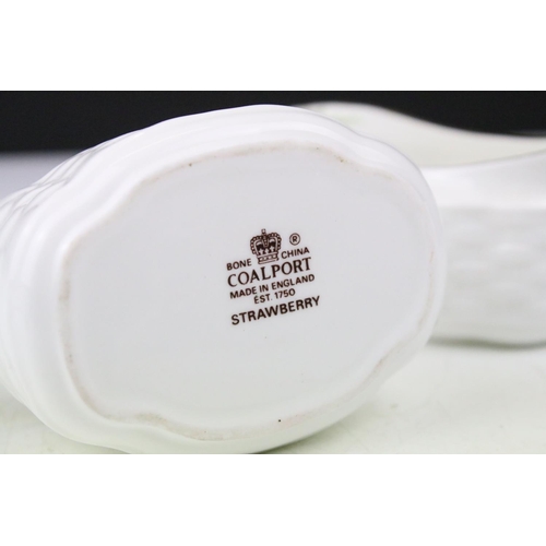 80 - Coalport 'Strawberry' set to include two jugs, two bowl & carry tray