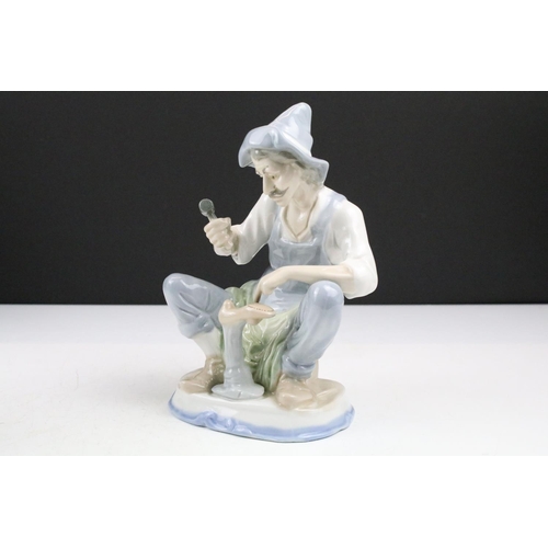 95 - Collection of 11 porcelain figures to include Lladro & Nao, featuring Lladro 4568 Shepherdess with D... 