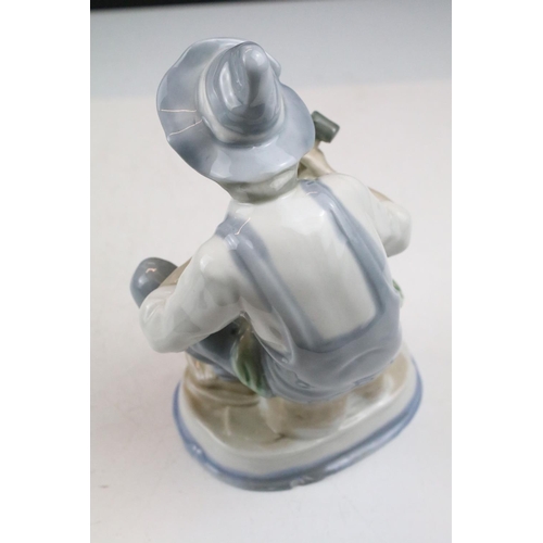 95 - Collection of 11 porcelain figures to include Lladro & Nao, featuring Lladro 4568 Shepherdess with D... 
