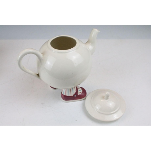 98 - Group of Carlton Ware lustre ware to include a 'walking ware' tea set for one, together with a colle... 