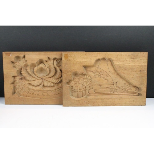 98 - Group of Carlton Ware lustre ware to include a 'walking ware' tea set for one, together with a colle... 