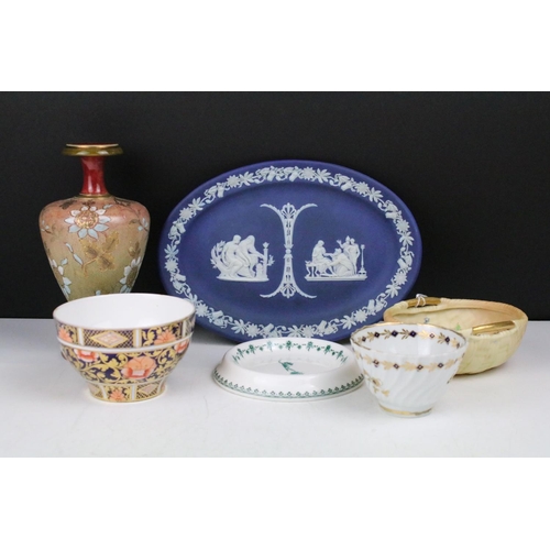 101 - Mixed lot of Antique Ceramics including Worcester Ribbed Tea Bowl, 19th century Copeland Imari and G... 
